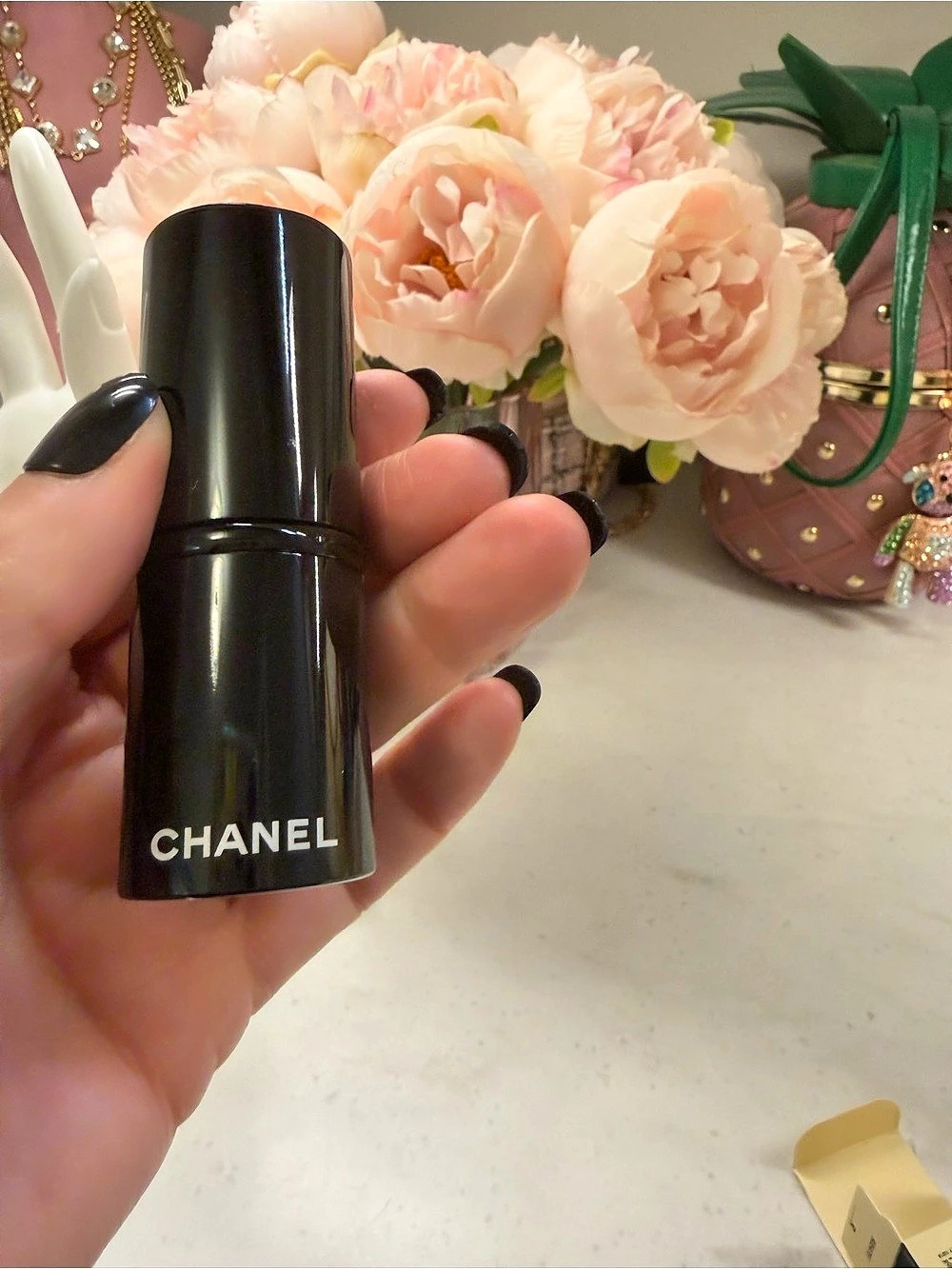 Chanel Les Beiges Retractable Kabuki Brush N°108 Makeup Brush N°108 Black